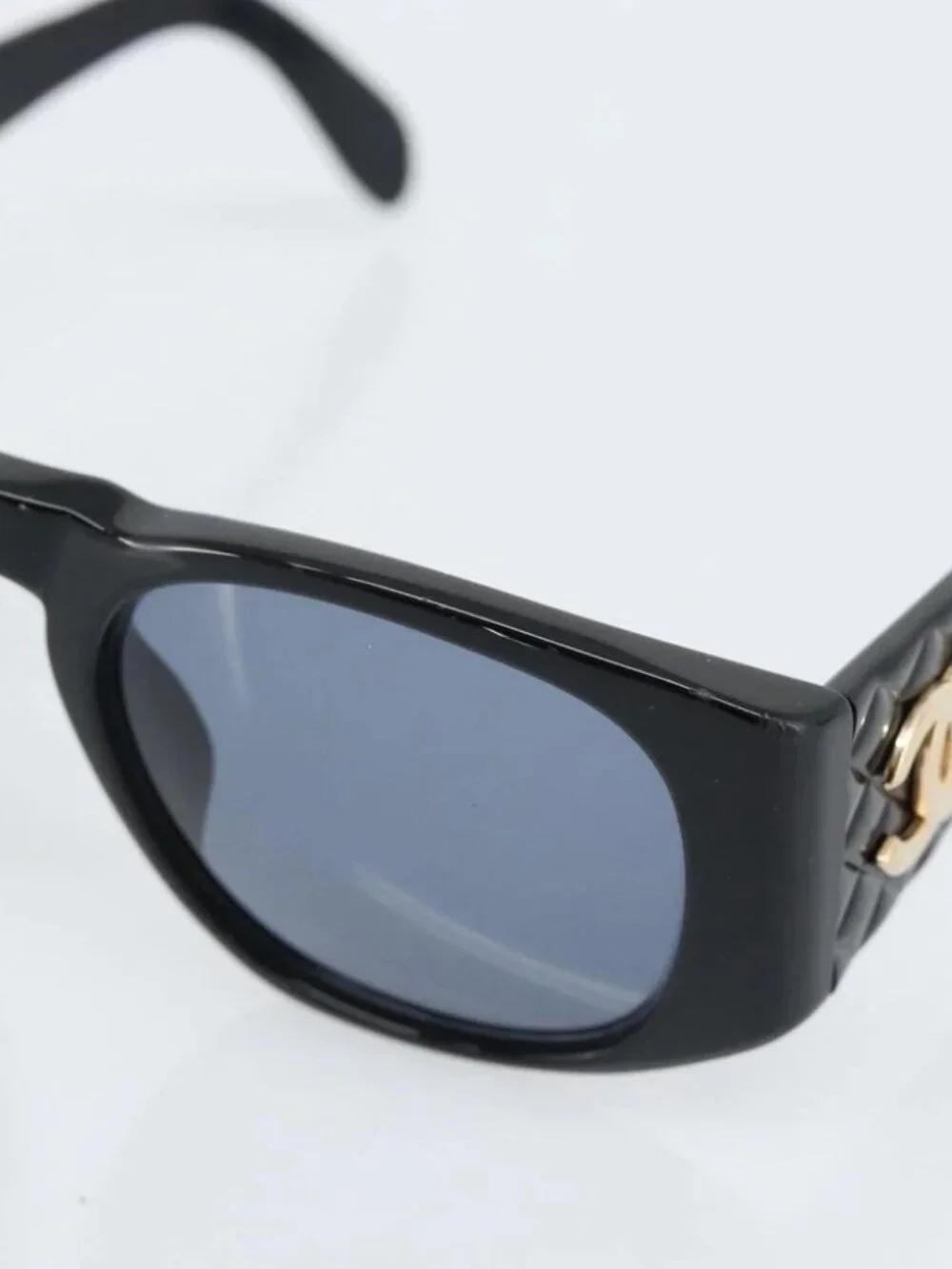 CHANEL Sunglasses plastic Black CC Auth 180944M